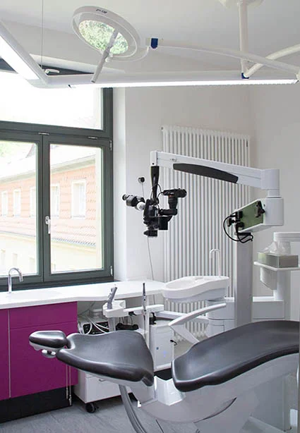 Praxis Zahnarztpraxis Weißer Hirsch Dr. Meyerhoff und Kollegen, Praxis für Implantologie und Endondontie